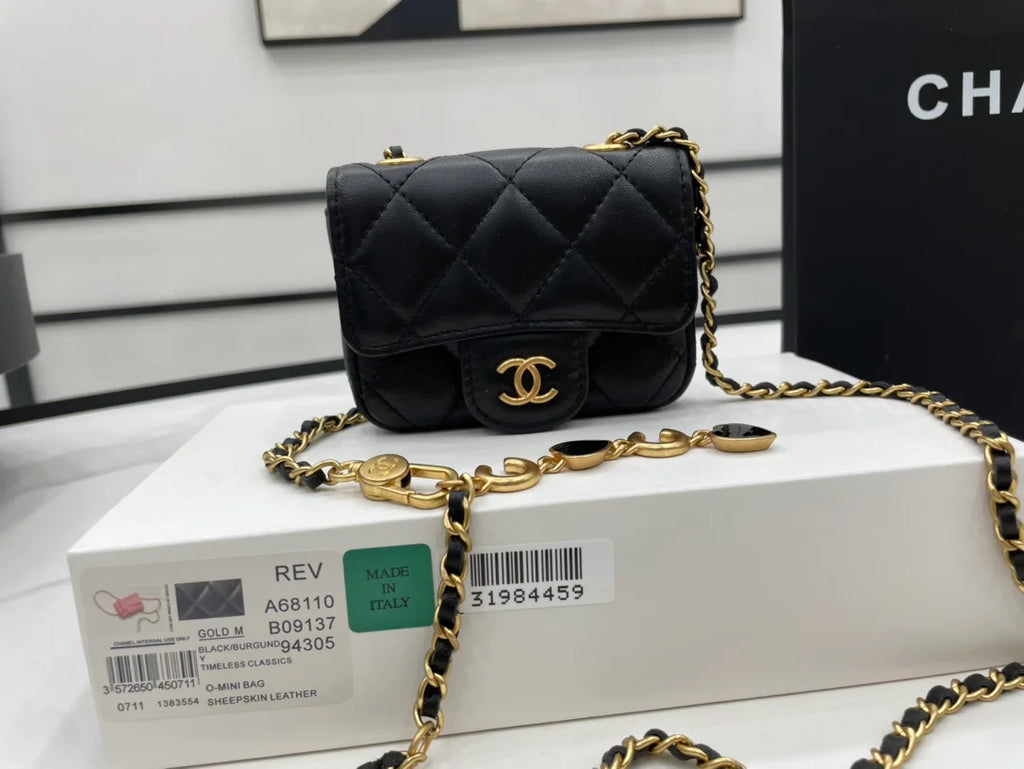 Black Mini Flap Bag B960