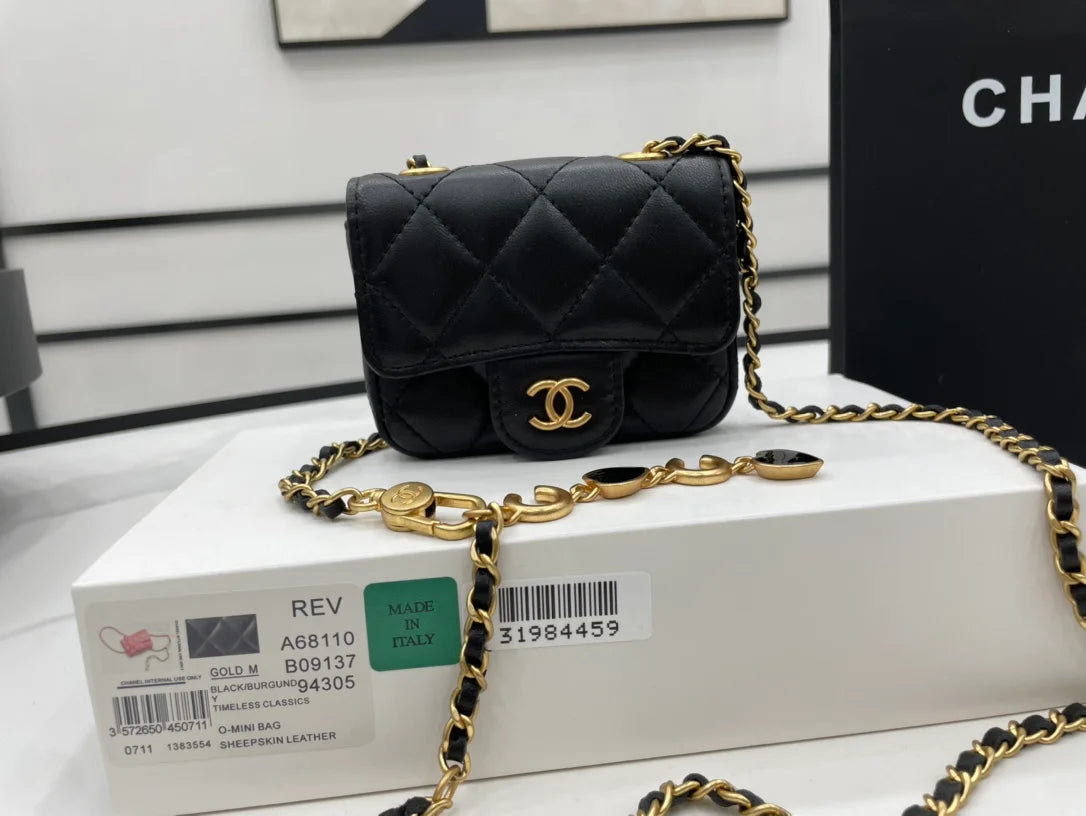 Black Mini Flap Bag B960