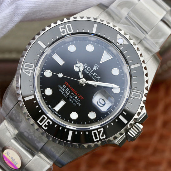 Silver Black Dial 43mm P447042