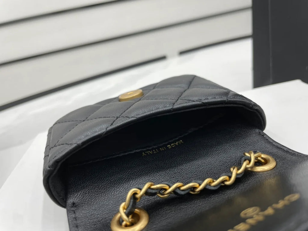 Black Mini Flap Bag B960