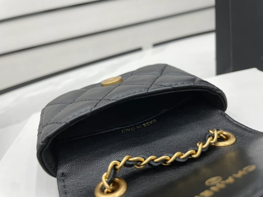Black Mini Flap Bag B960
