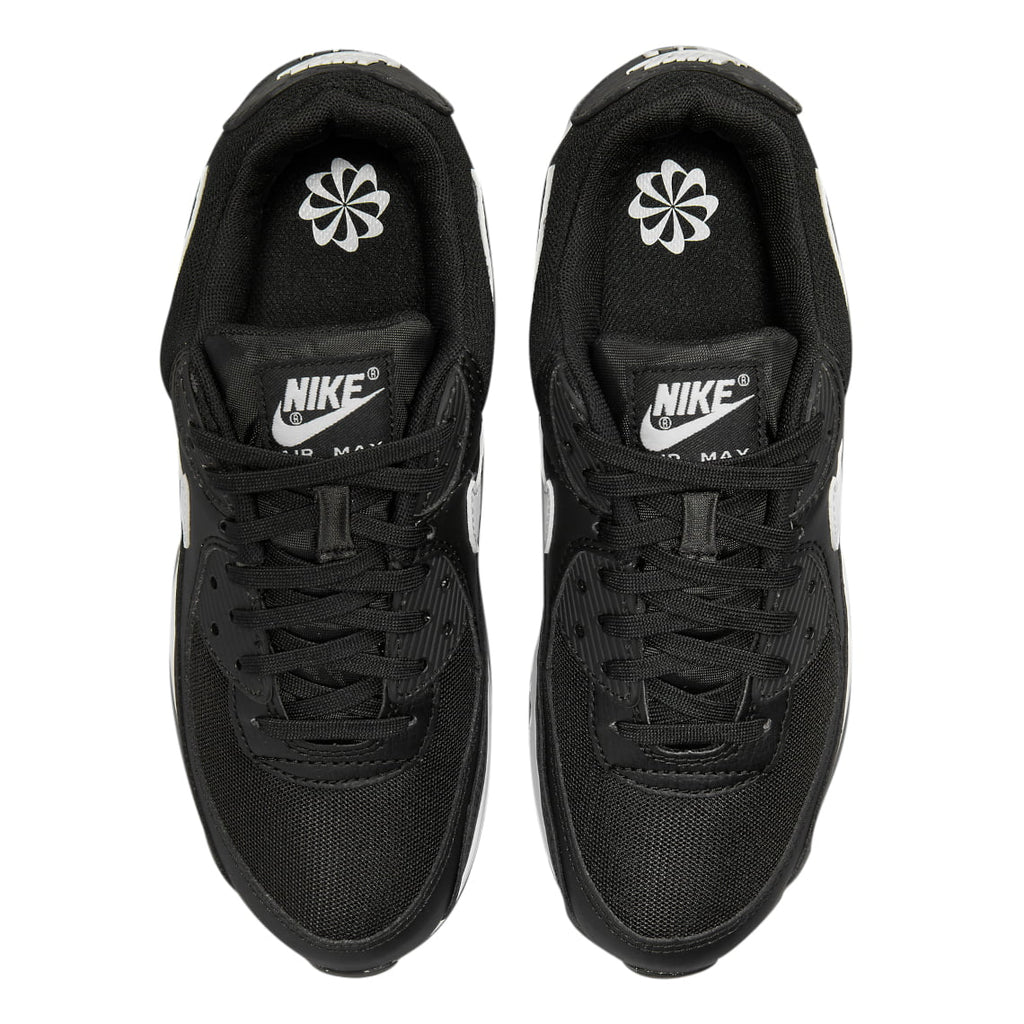Women's Black White Sneakers W735