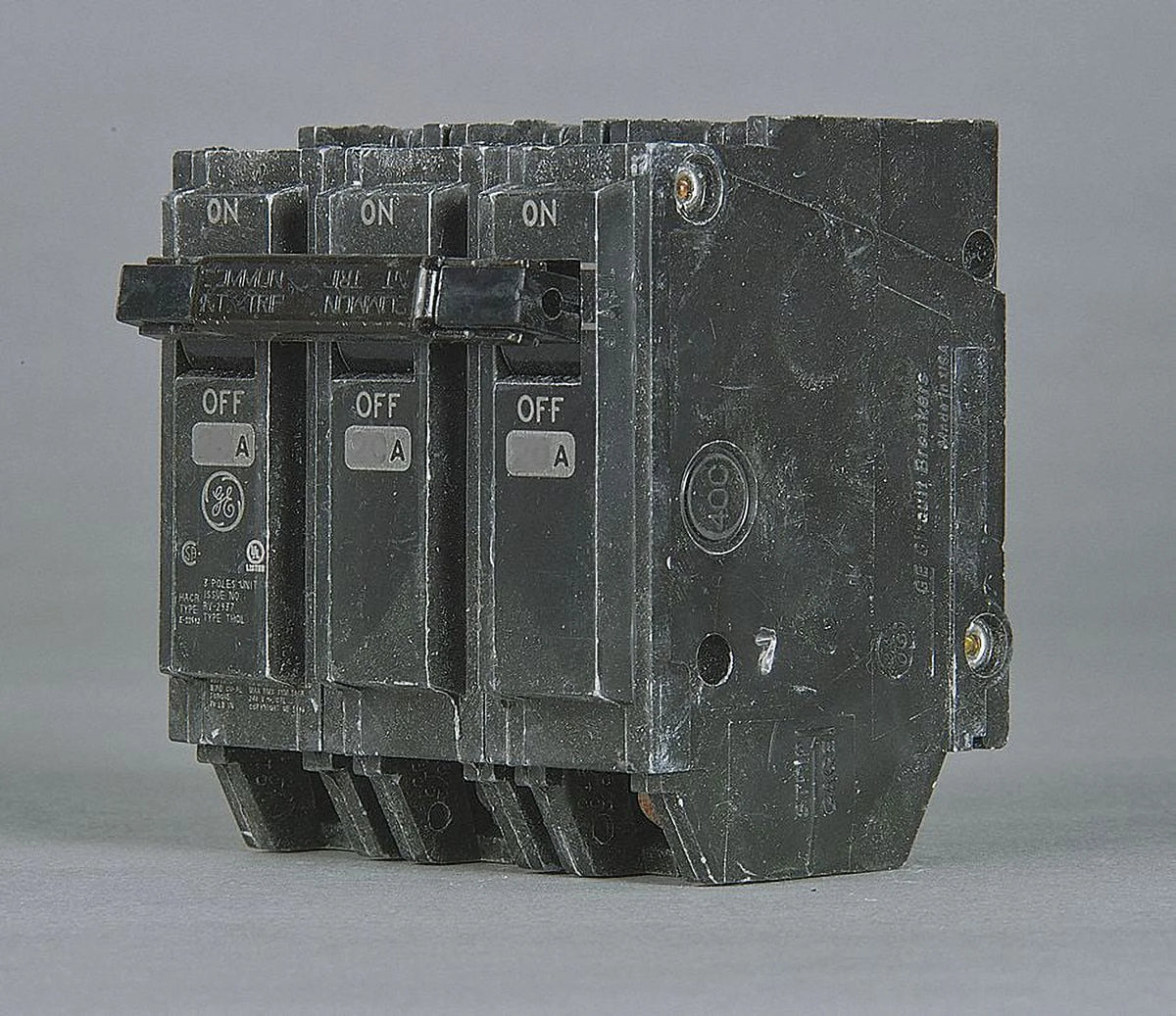 25A Plug In Circuit Breaker O40812