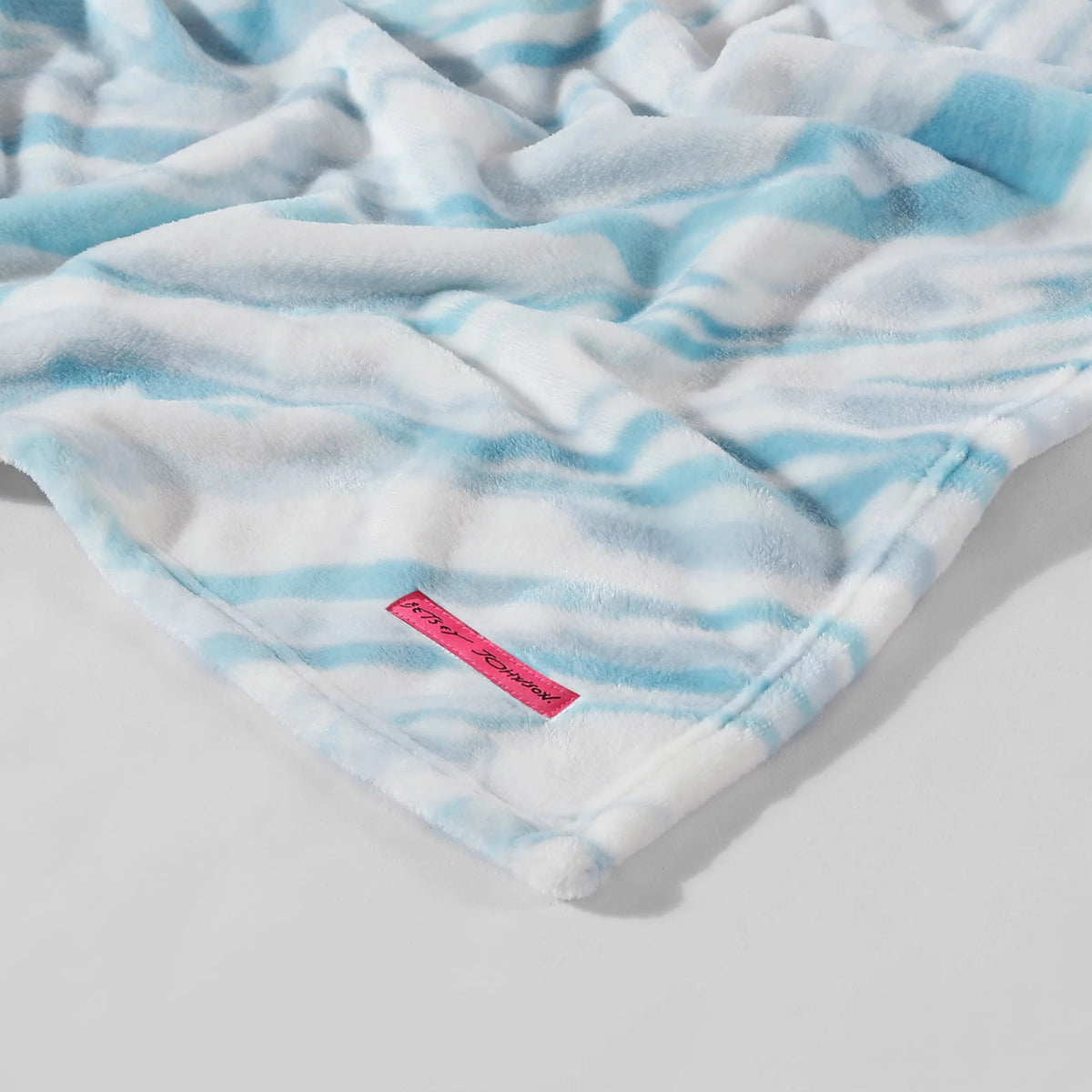 Blue Ultra Soft Plush Fleece Throw F851