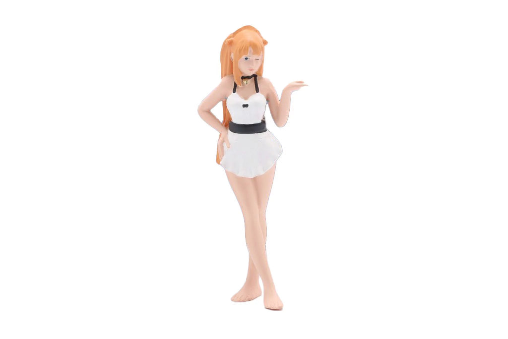 White 1/18 Scale Figurine A49262