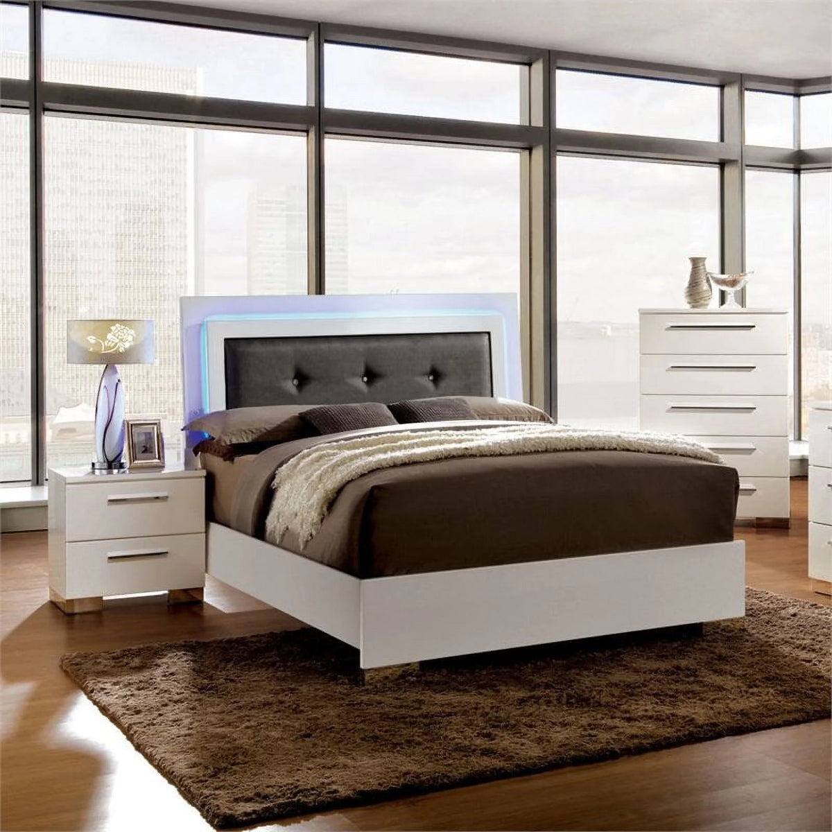 Glossy White Wood Bedroom Set King U298