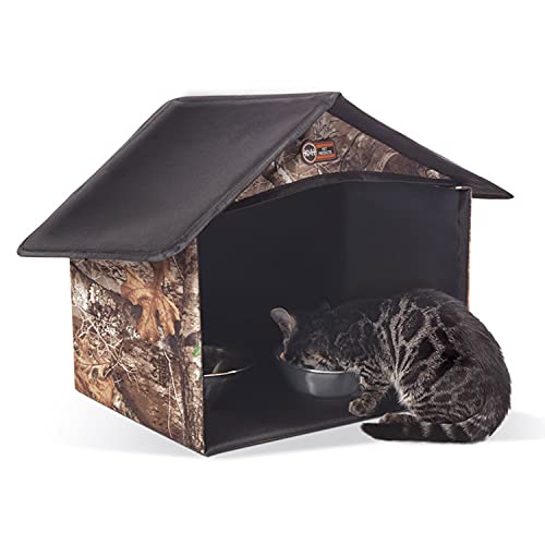 Covered Outdoor Cat Feeding Station J588351