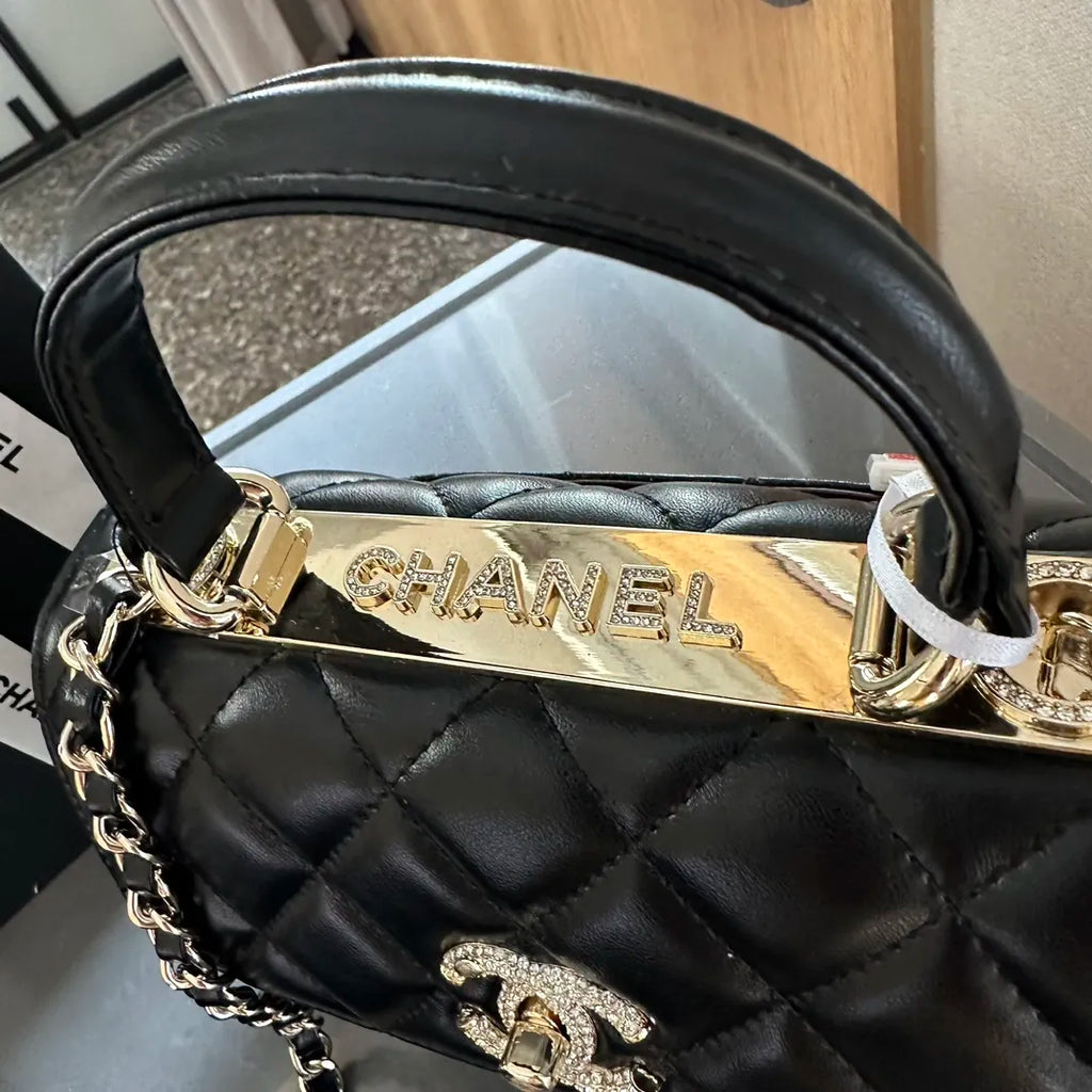 Flap Bag with Top Handle T1578