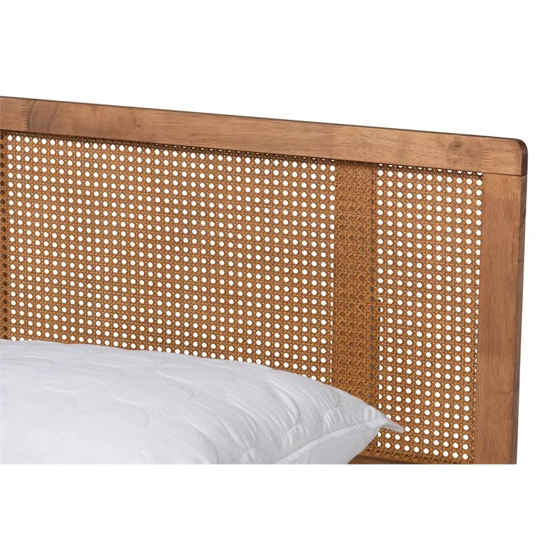 Full Size Wood Rattan Platform Bed B694586