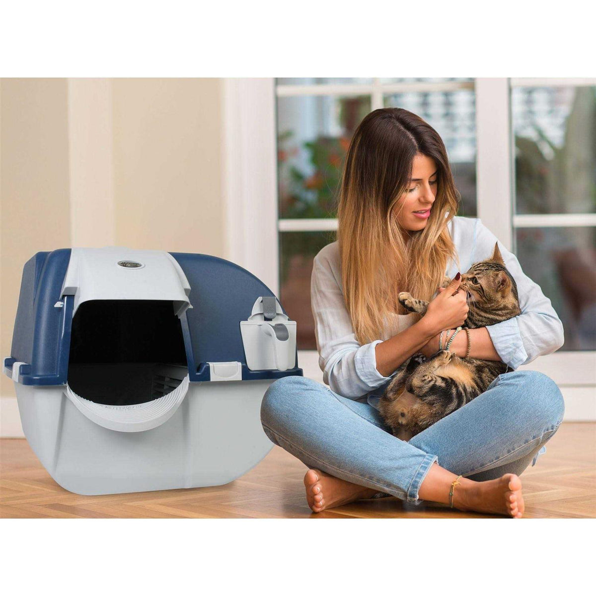 Self Cleaning Litter Box and 100 Bags X3413