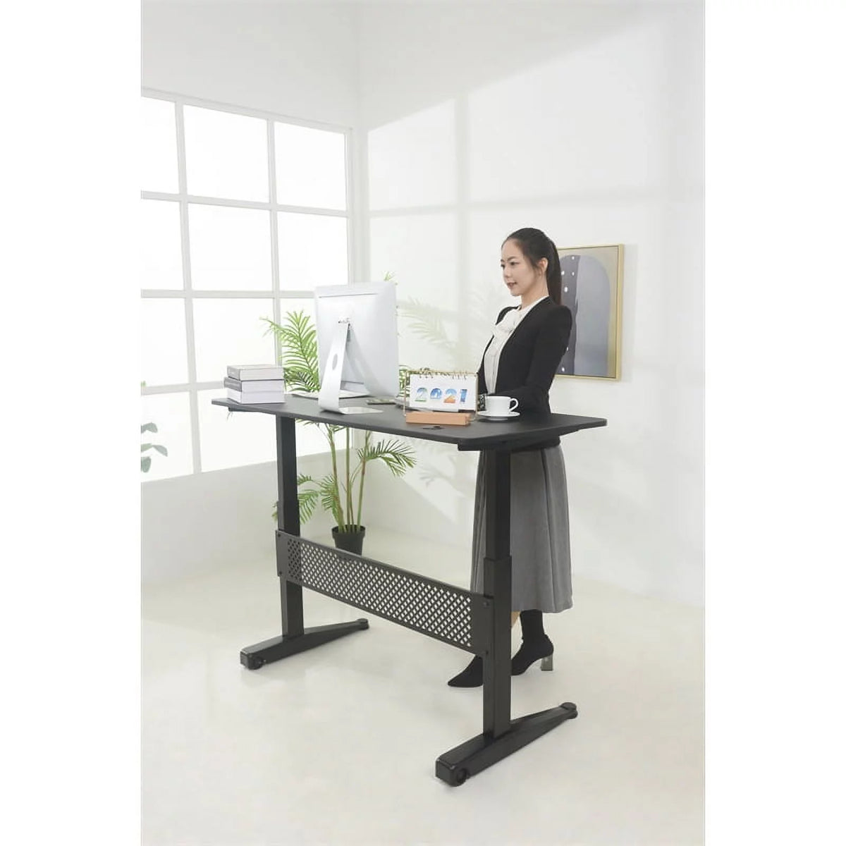 55" Black Metal and Wood Adjustable Desk I52165