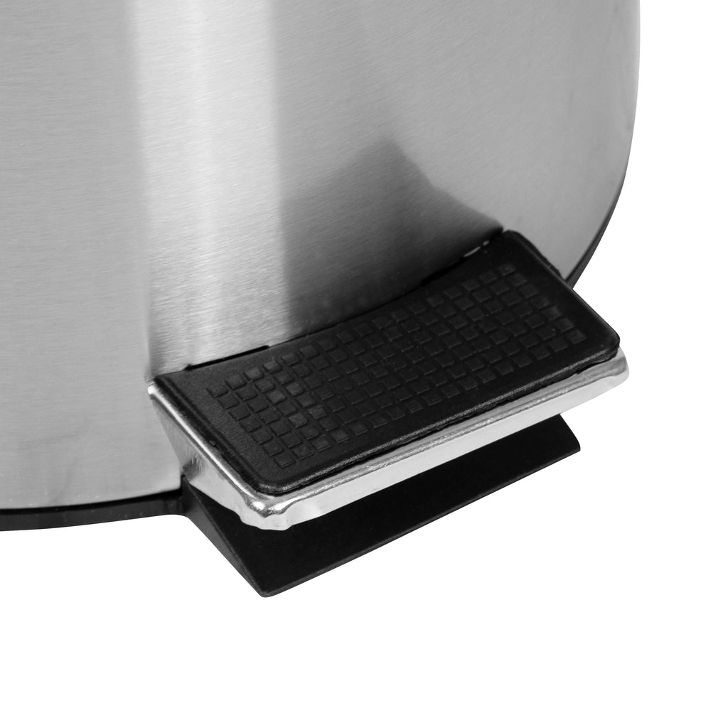 Round Stainless Steel Soft Close Step Trash Can 5.3 Gallons G659001